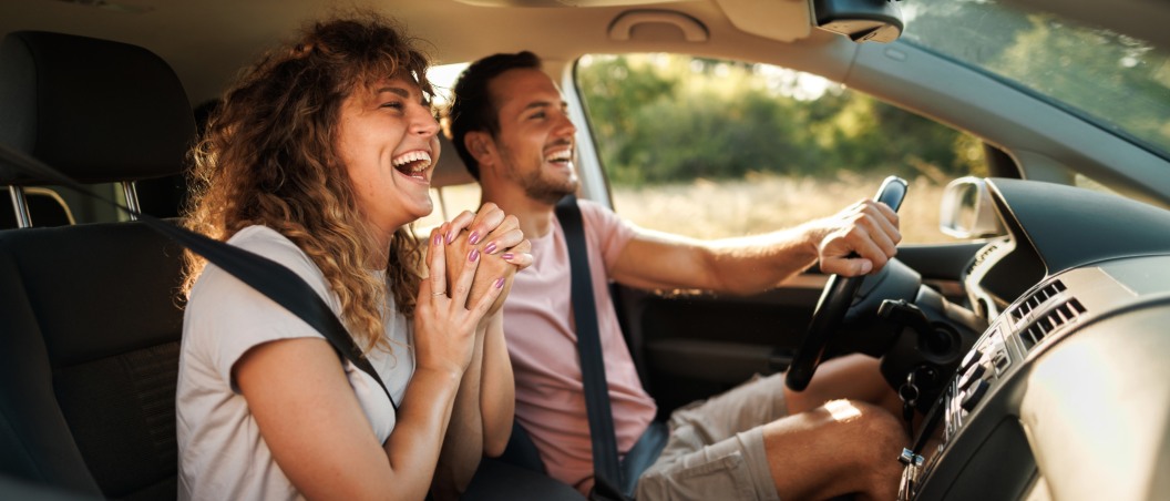 home equity loan near manlius ny happy couple driving geddes federal savings