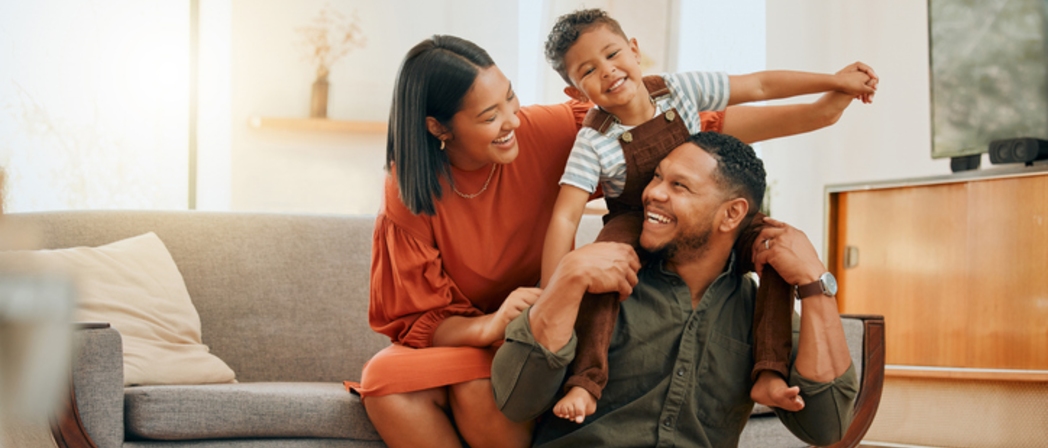mortgage refinancing near syracuse ny image of happy family at home